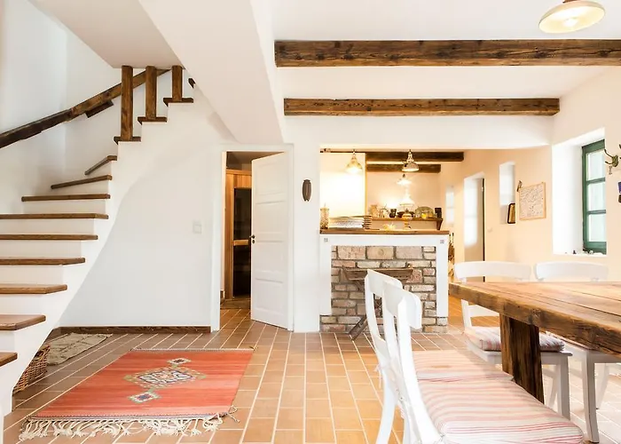 Semesterbostad Henye Homes Balatonhenye